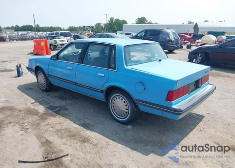 1989 Chevrolet Celebrity из США, поврежденный, VIN 1G1AW51R1K6223654